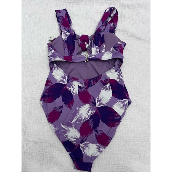 Mynah Women's Floral Cutout One-Piece Swimsuit Purple Pink Size Medium NWT - Picture 4 of 7